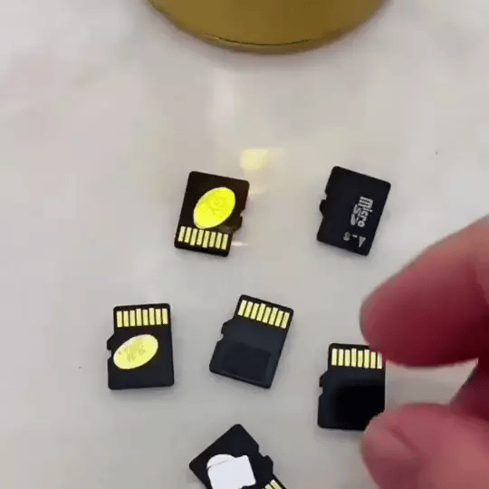 9-in-1 USB Typ-C Multifunktionsdatenkabel | Kartenleser, Micro-SD, Hochgeschwindigkeitsadapter - Preview GIf